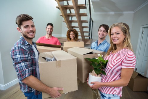 Movers in Alperton planning a local residential move